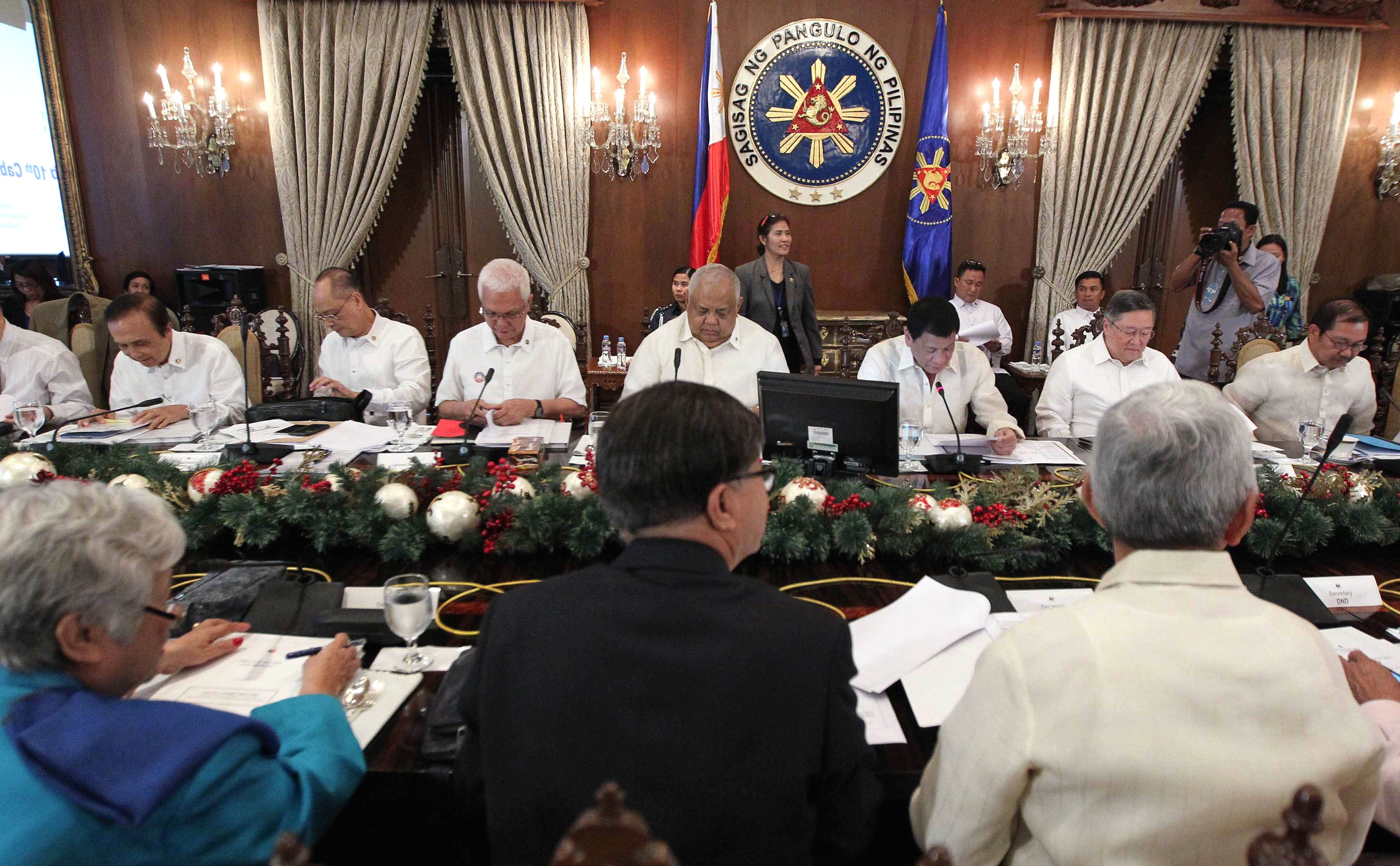 PRRD presides over the 10th Cabinet meeting