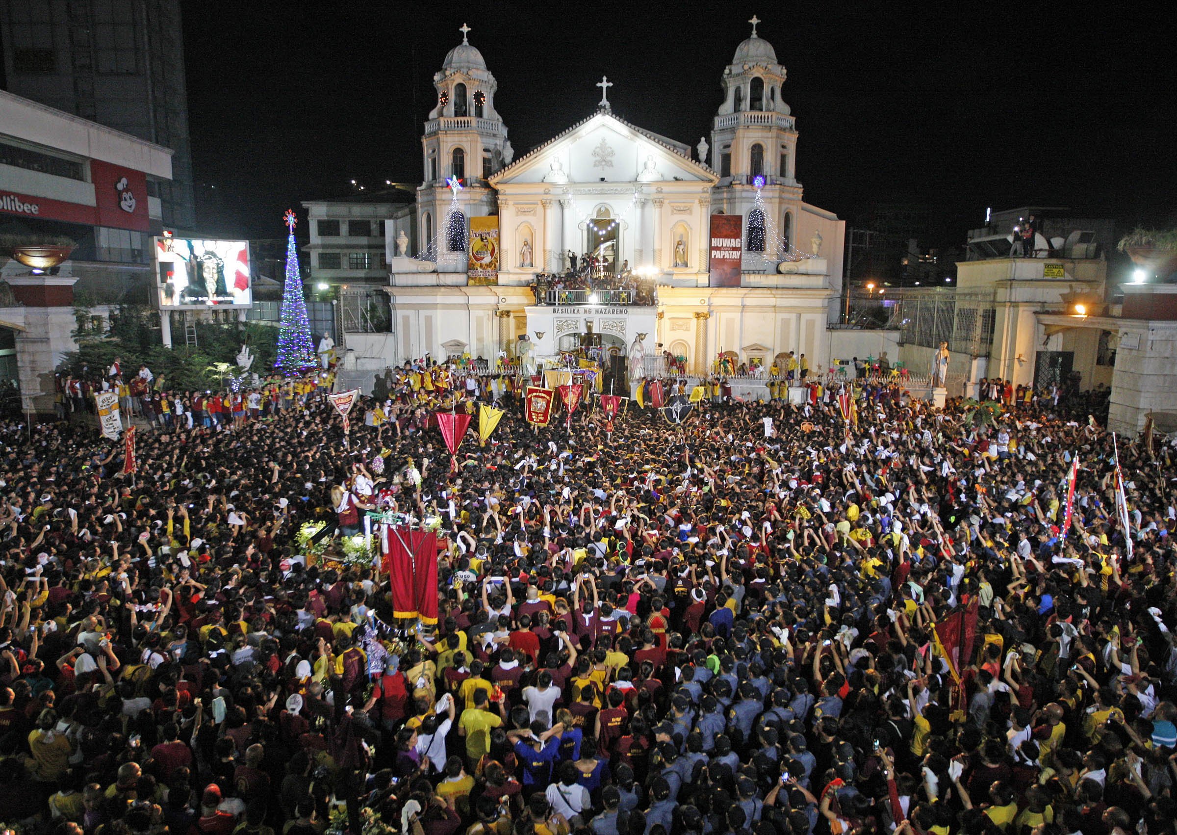 More than 22 hours 'Traslacion 2017' of the Feast of the Black Nazarene