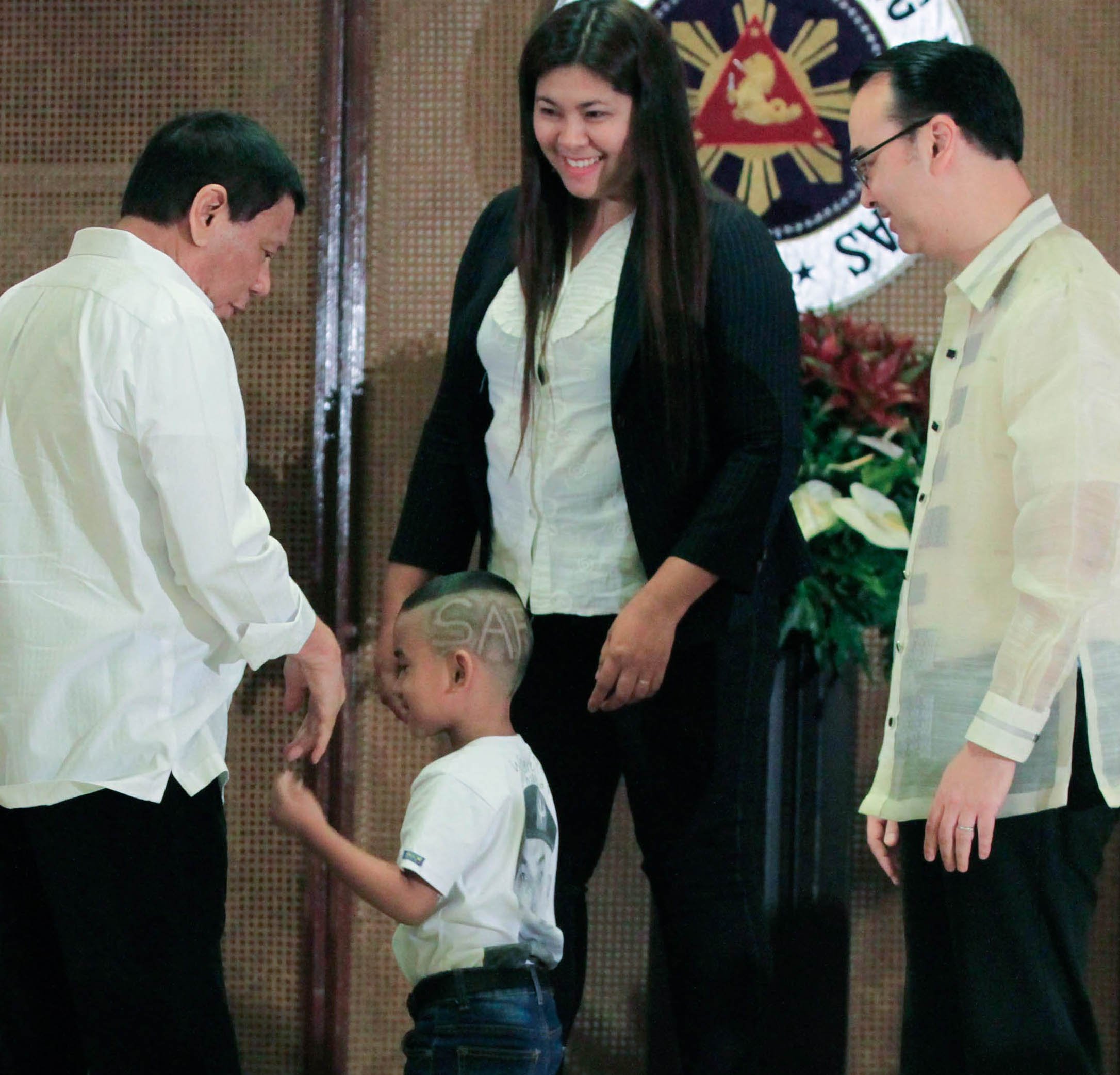 Pres. Duterte meets SAF 44 families