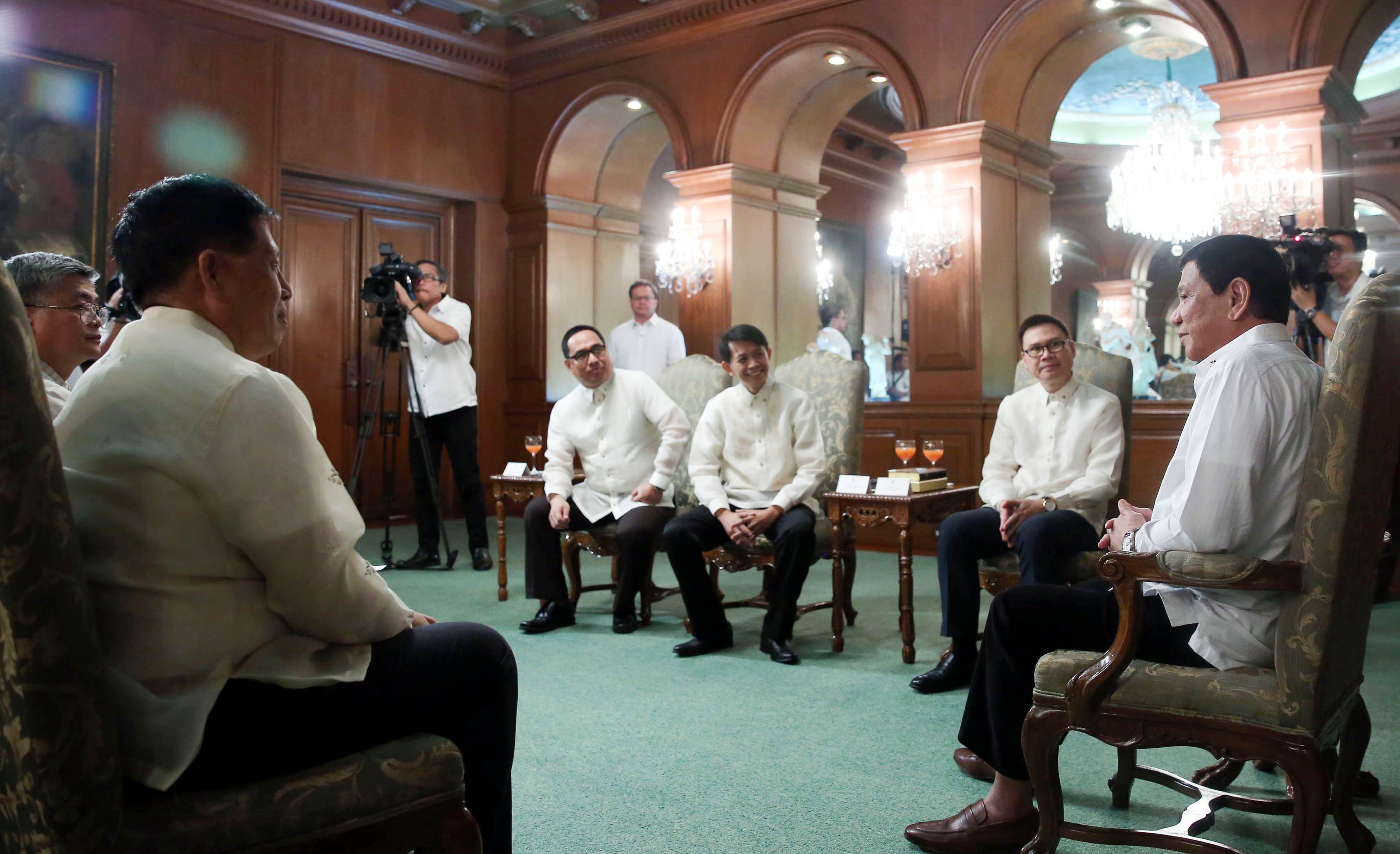 Pres. Duterte meets with businessmen from Gideons Int'l