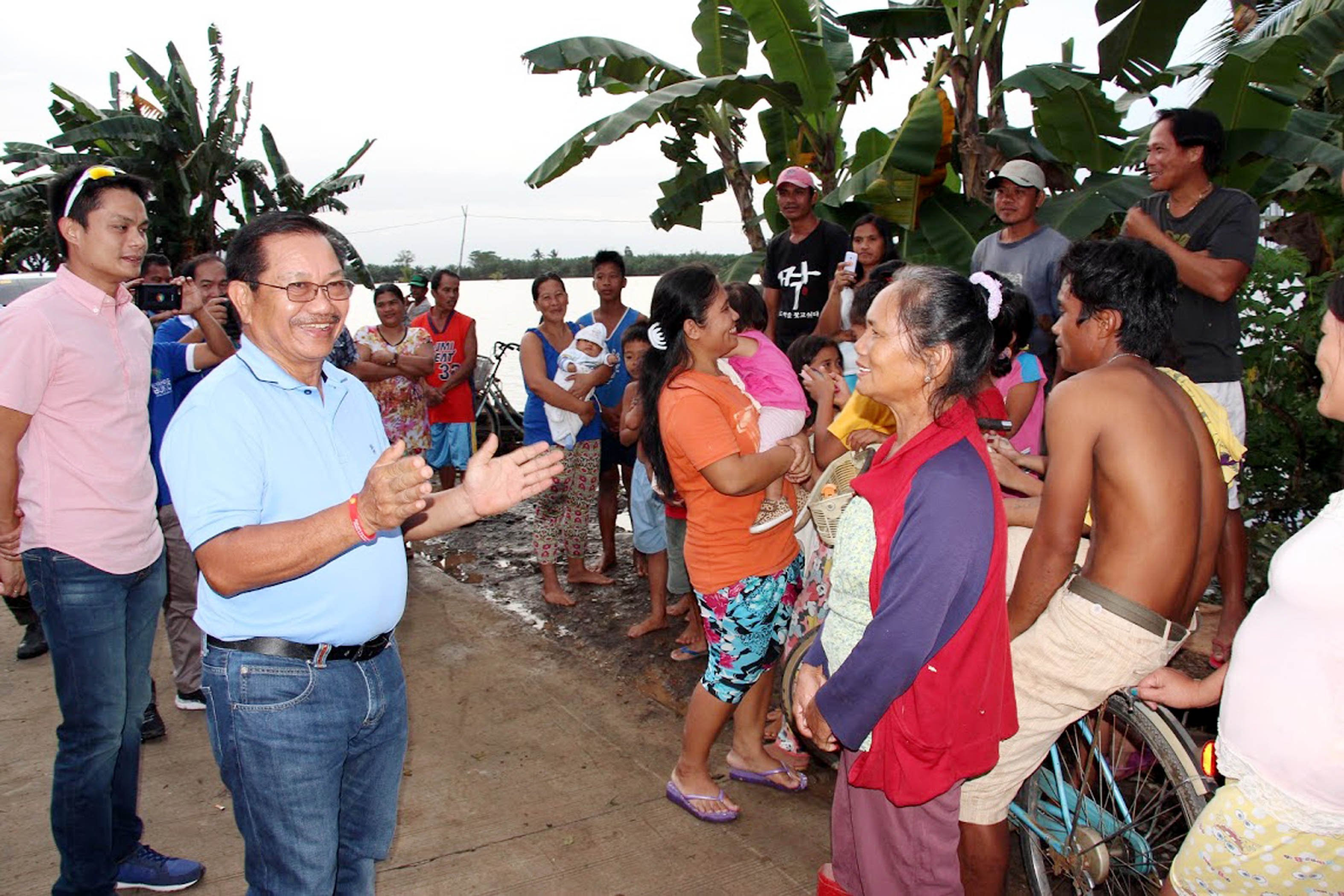 Agriculture chief visits flood affected area in Agusan del Sur