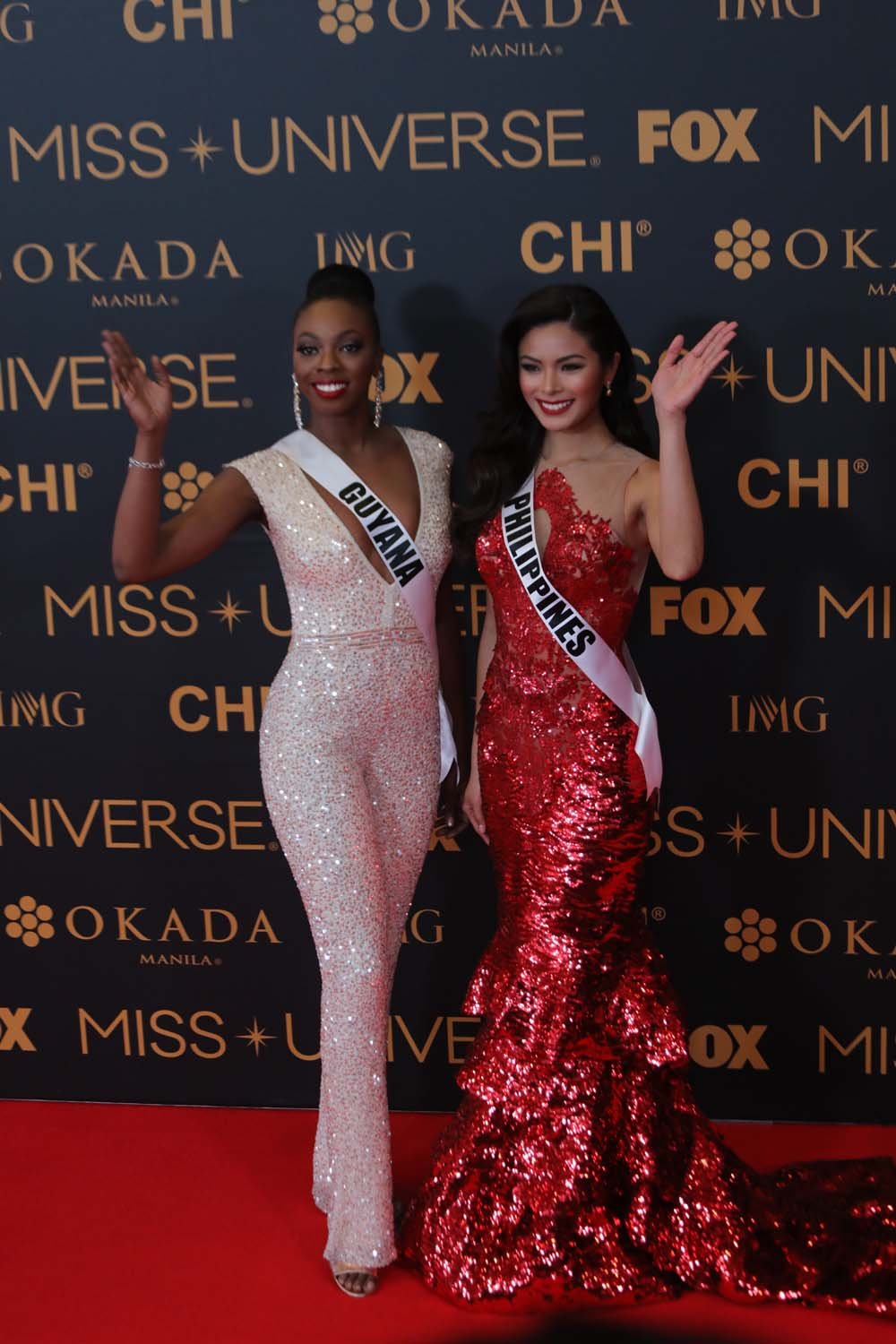 Miss PHL with Miss Guyana at the Miss Universe 2016 red carpet