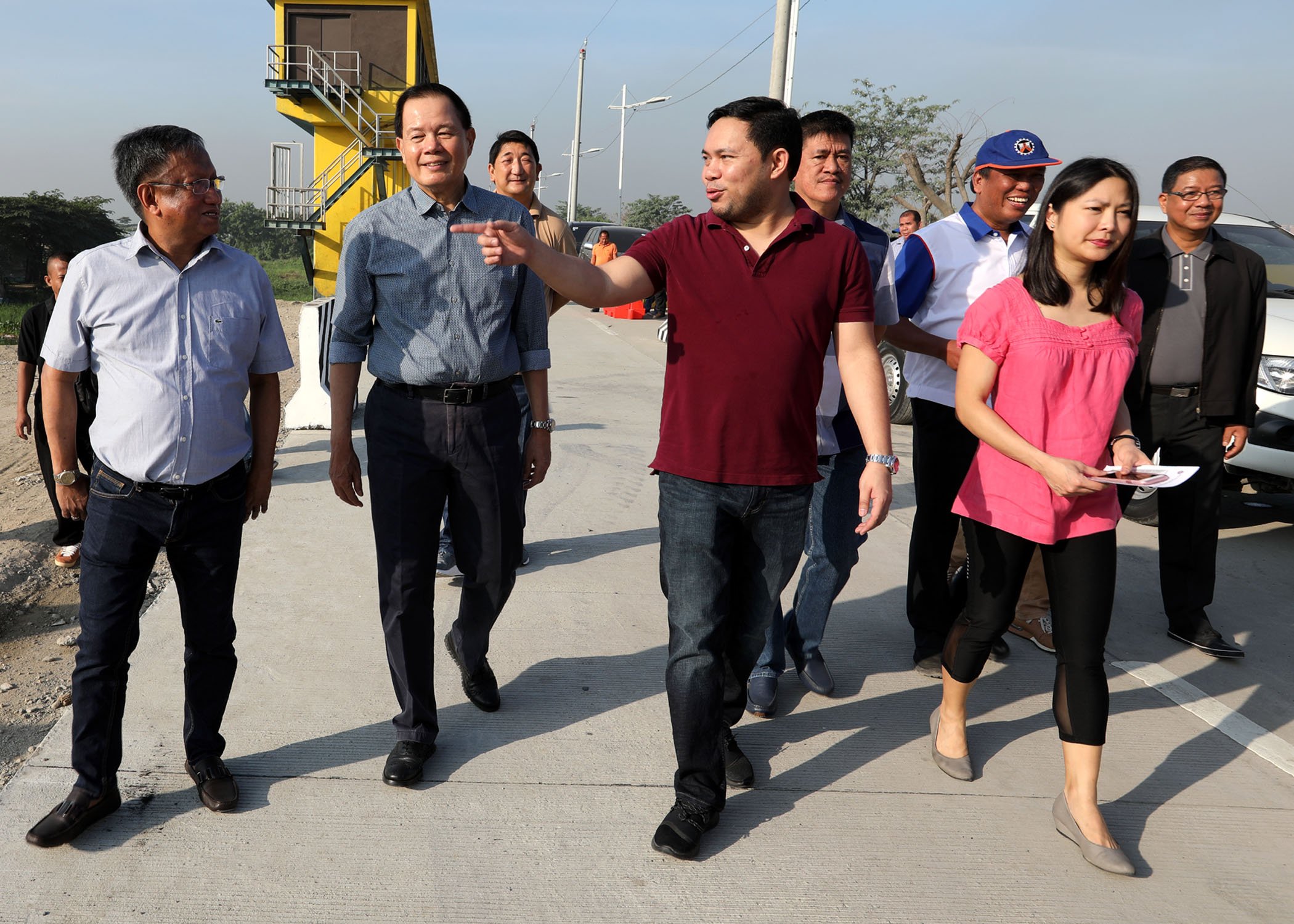 DPWH Sec. Villar leads the opening of two new lanes of Laguna Lake Highway