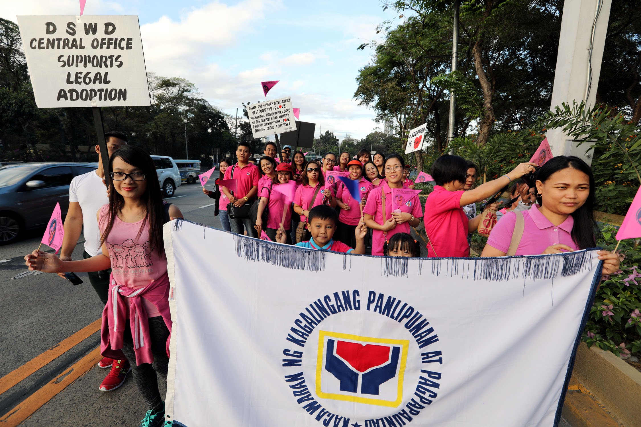 DSWD leads "Walk for Legal Adoption"