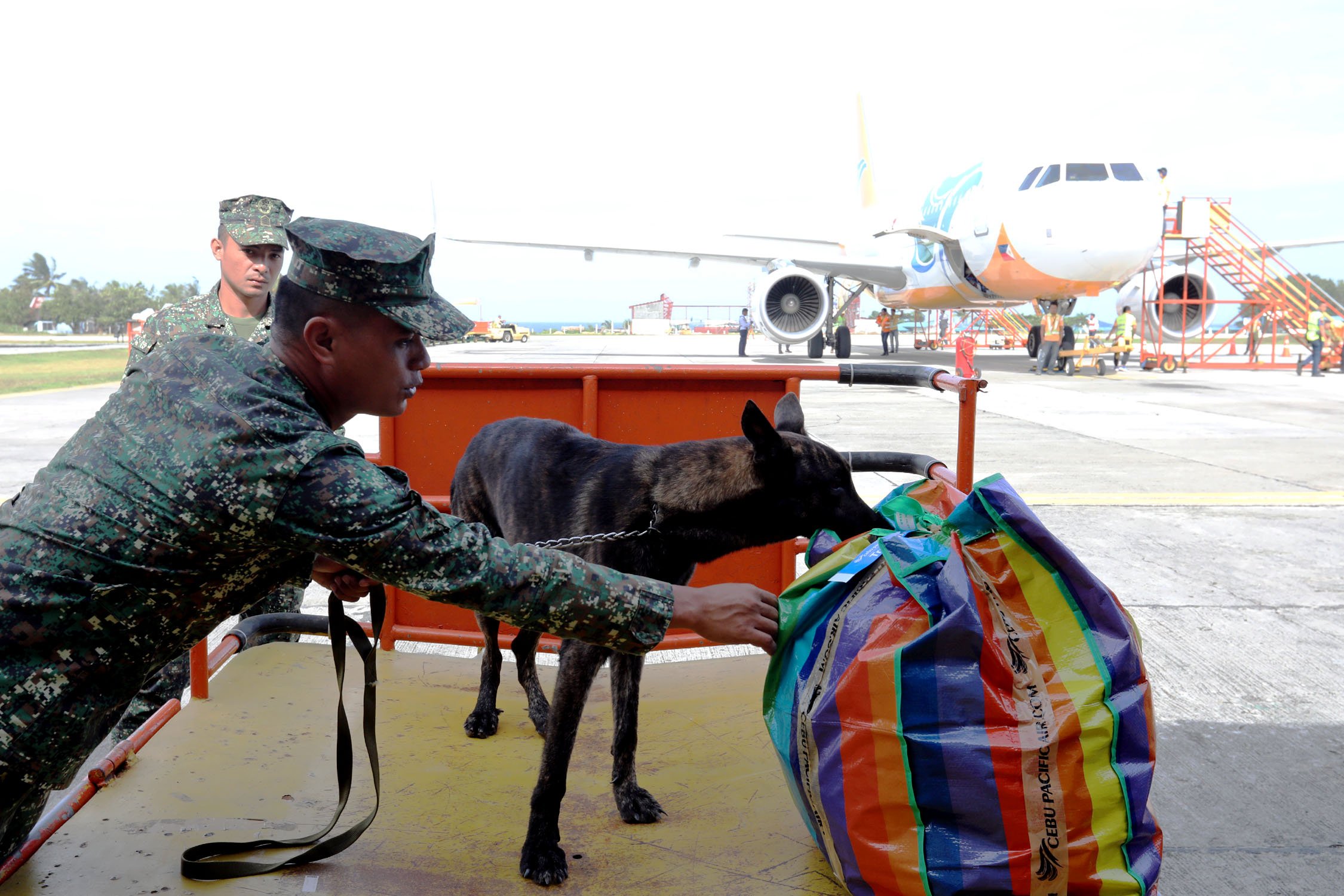 Philippine Marines secure Sanga-Sanga Airport