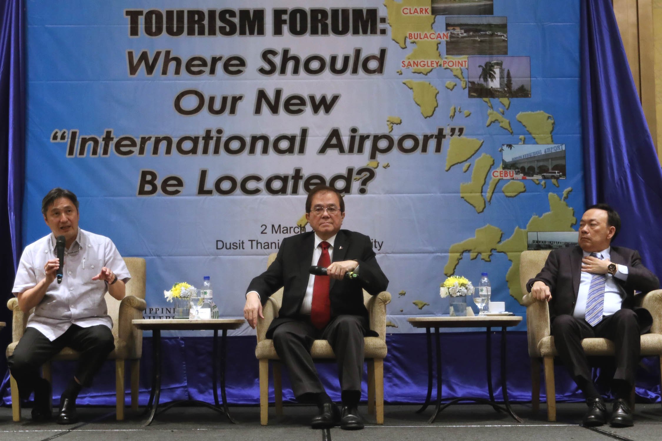 Where should the new int'l airport be located?
