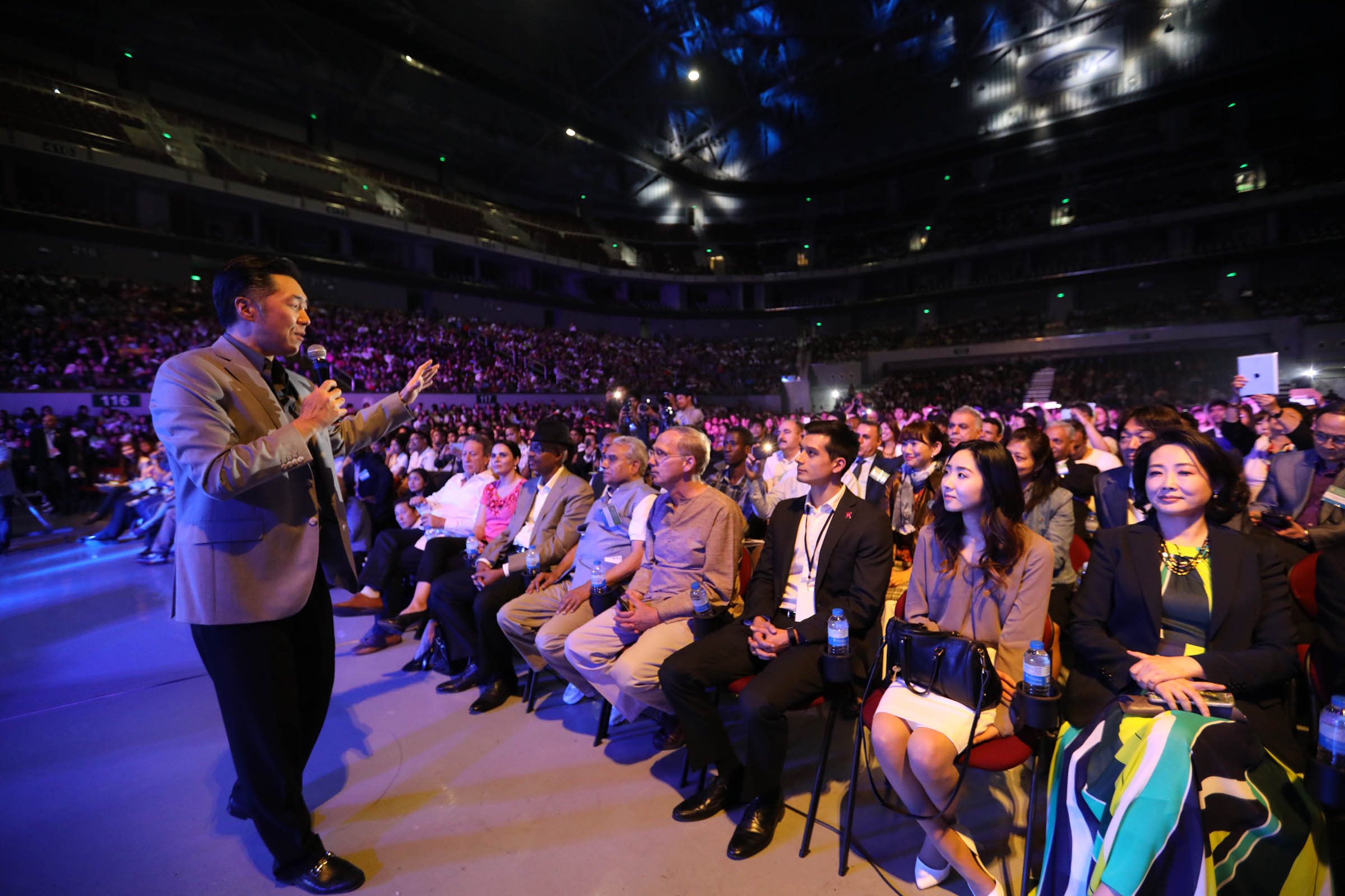 Dr. Hyun Jin Preston Moon speaks at Global Youth Summit 2017