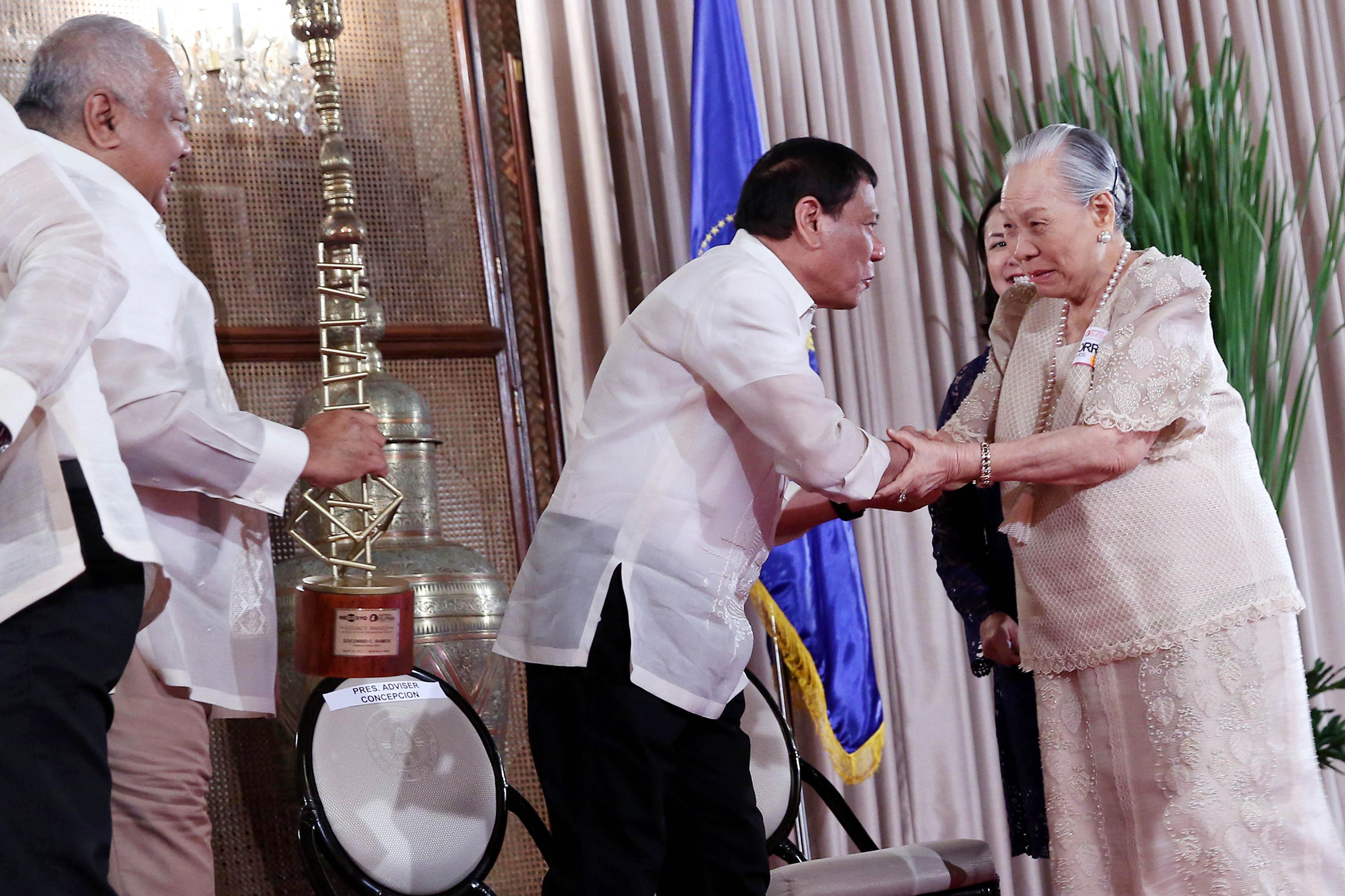 Pres. Duterte congratulates National Bookstore founder Socorro Ramos