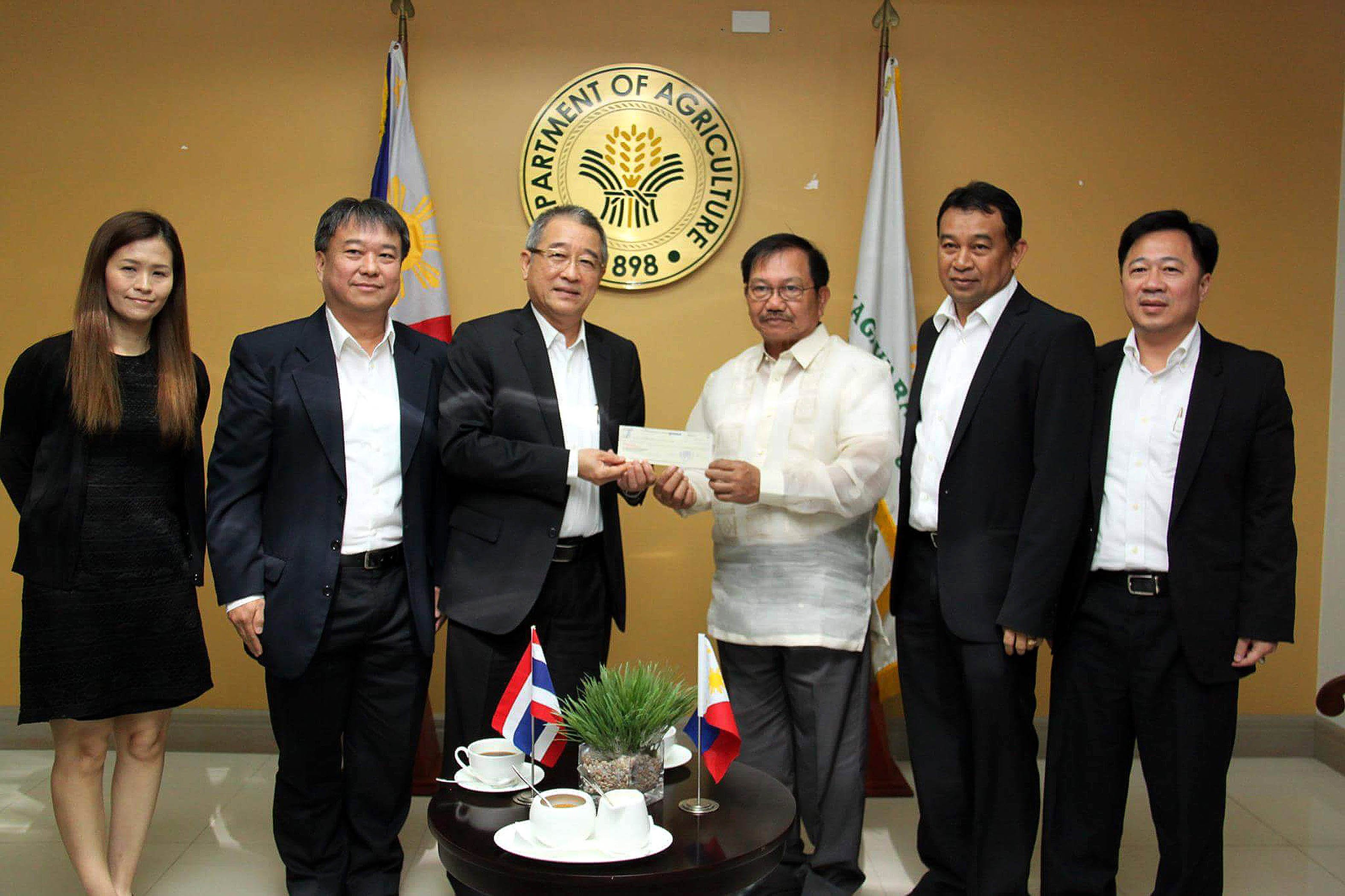 DA receives PHP10-M donation for agricultural development projects