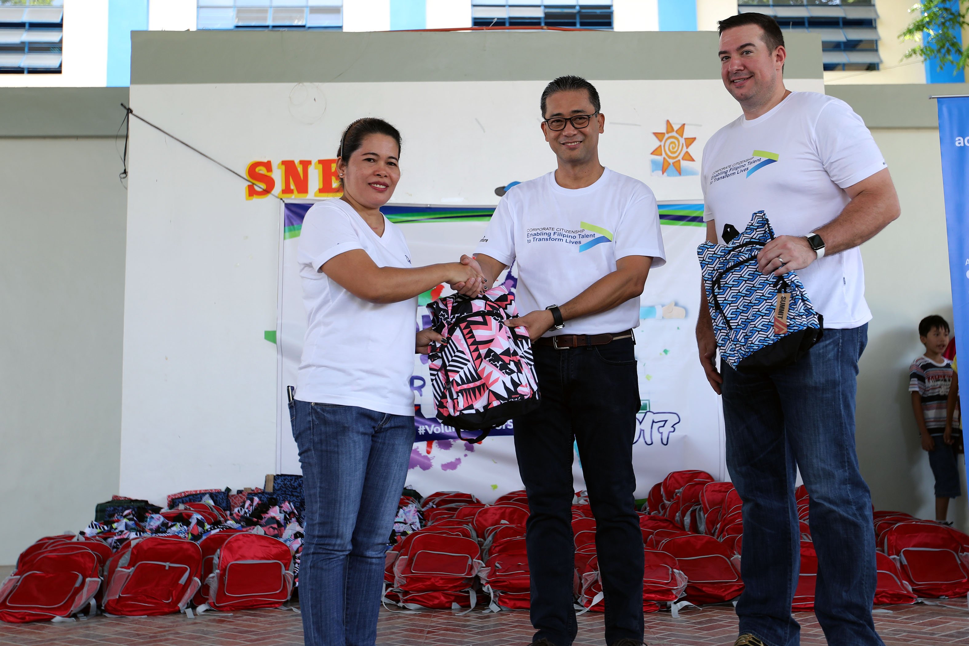 Sto. Niño Elementary School receives 300 bags and school supplies