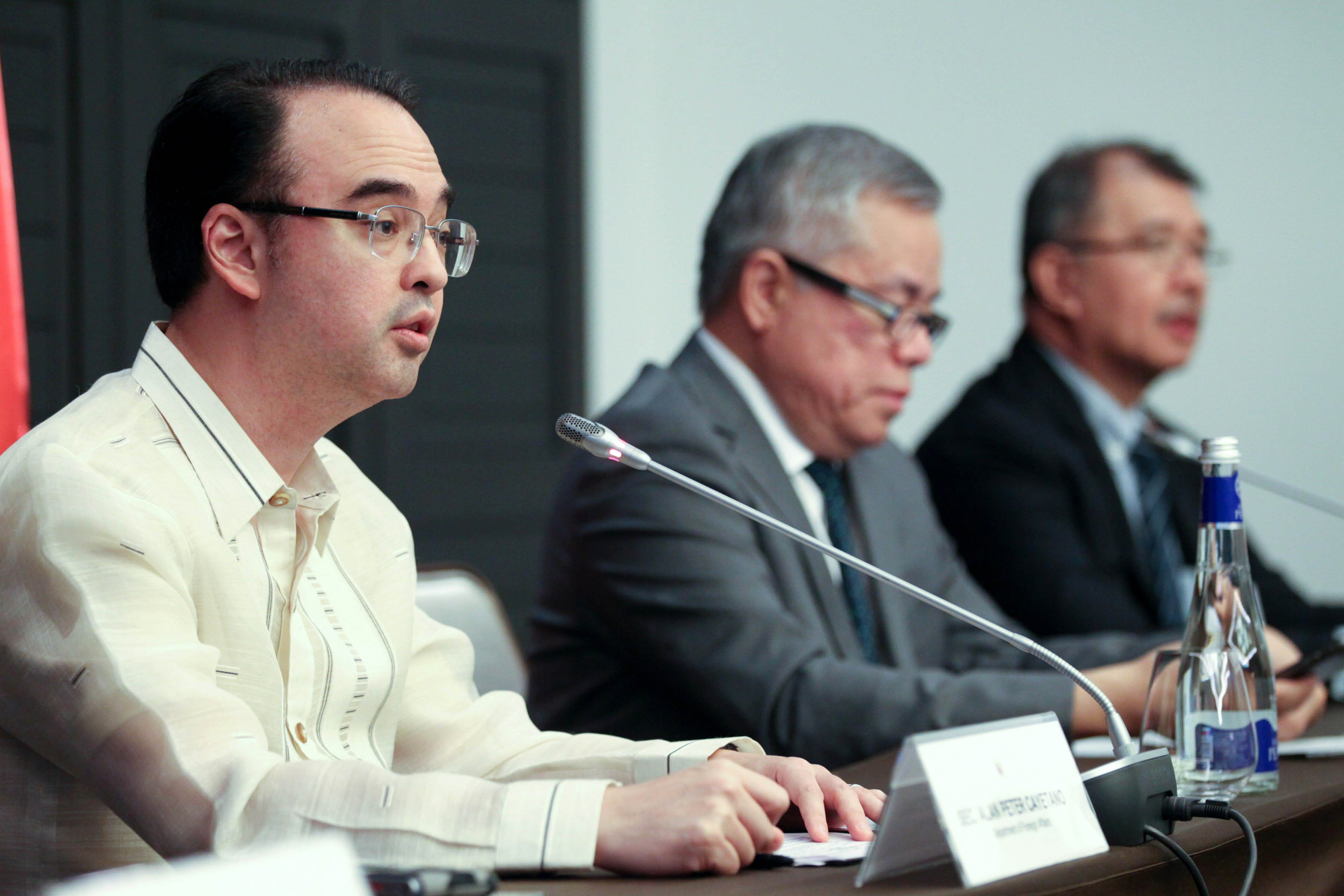 Cayetano announces bilateral agreements with Russia