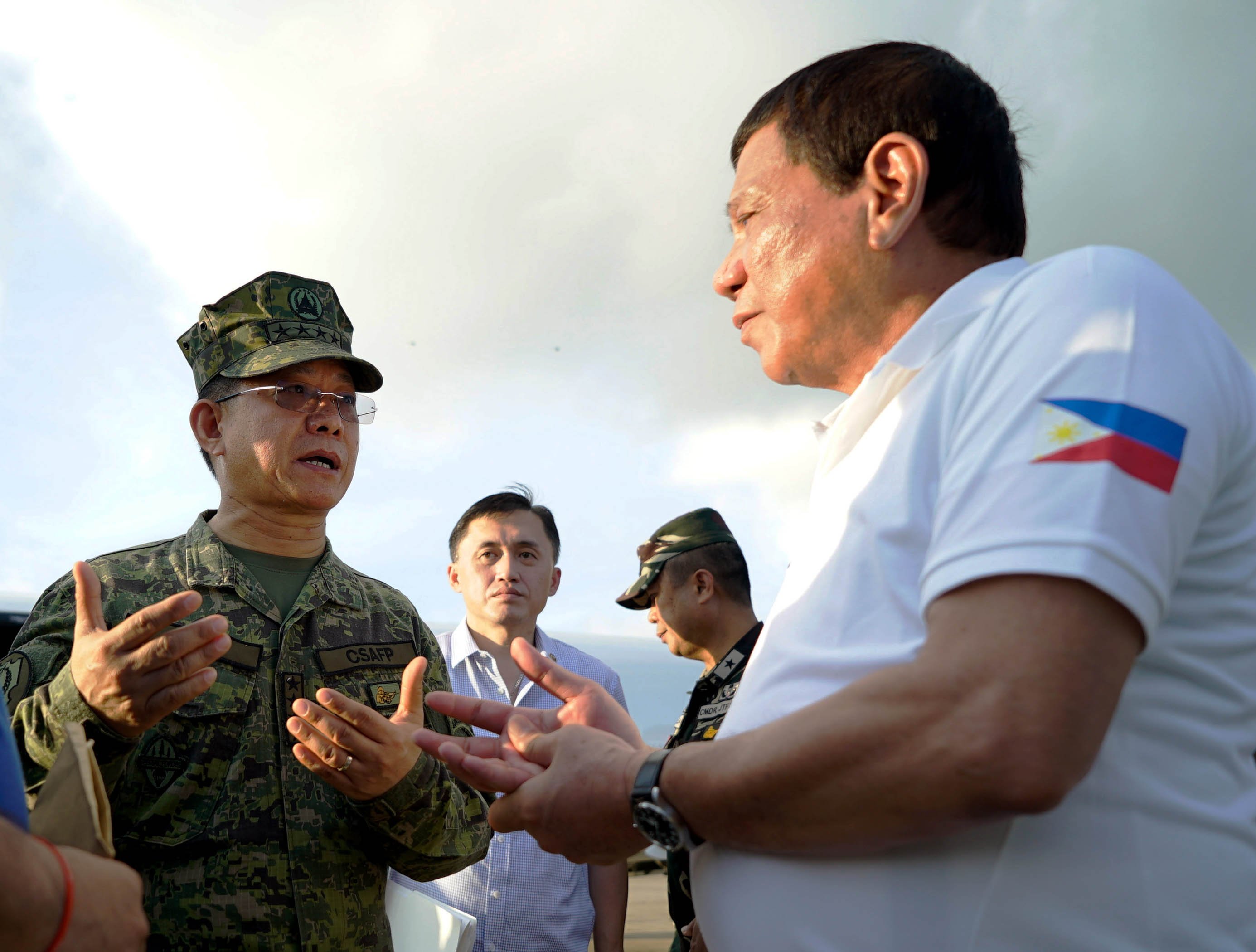 PRRD visits wounded soldiers in Sulu