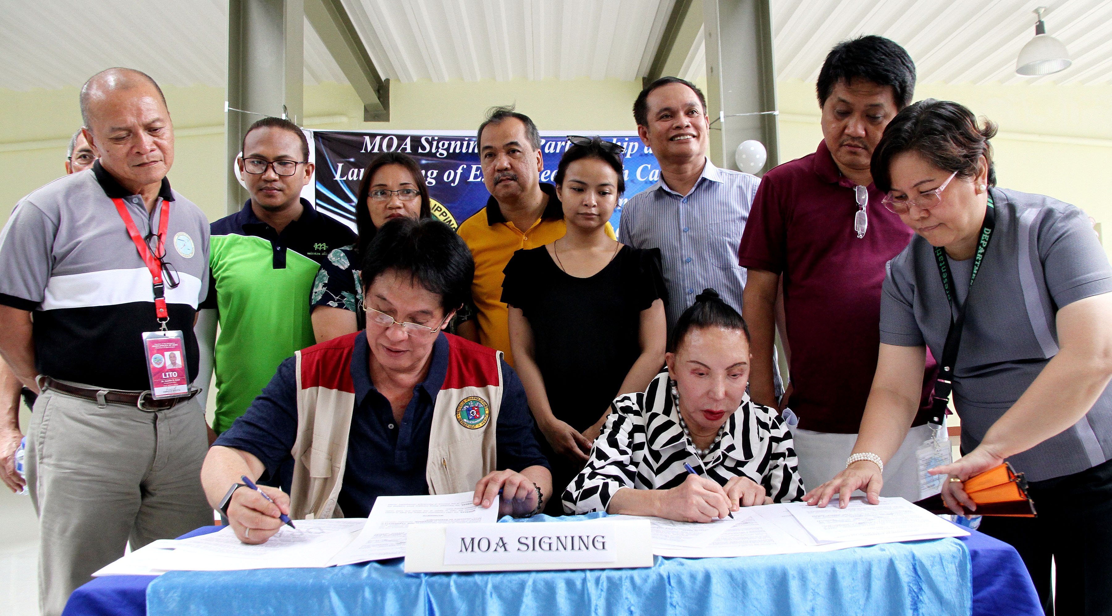 MOA Signing Between DOH-MIMAROPA and LGUs