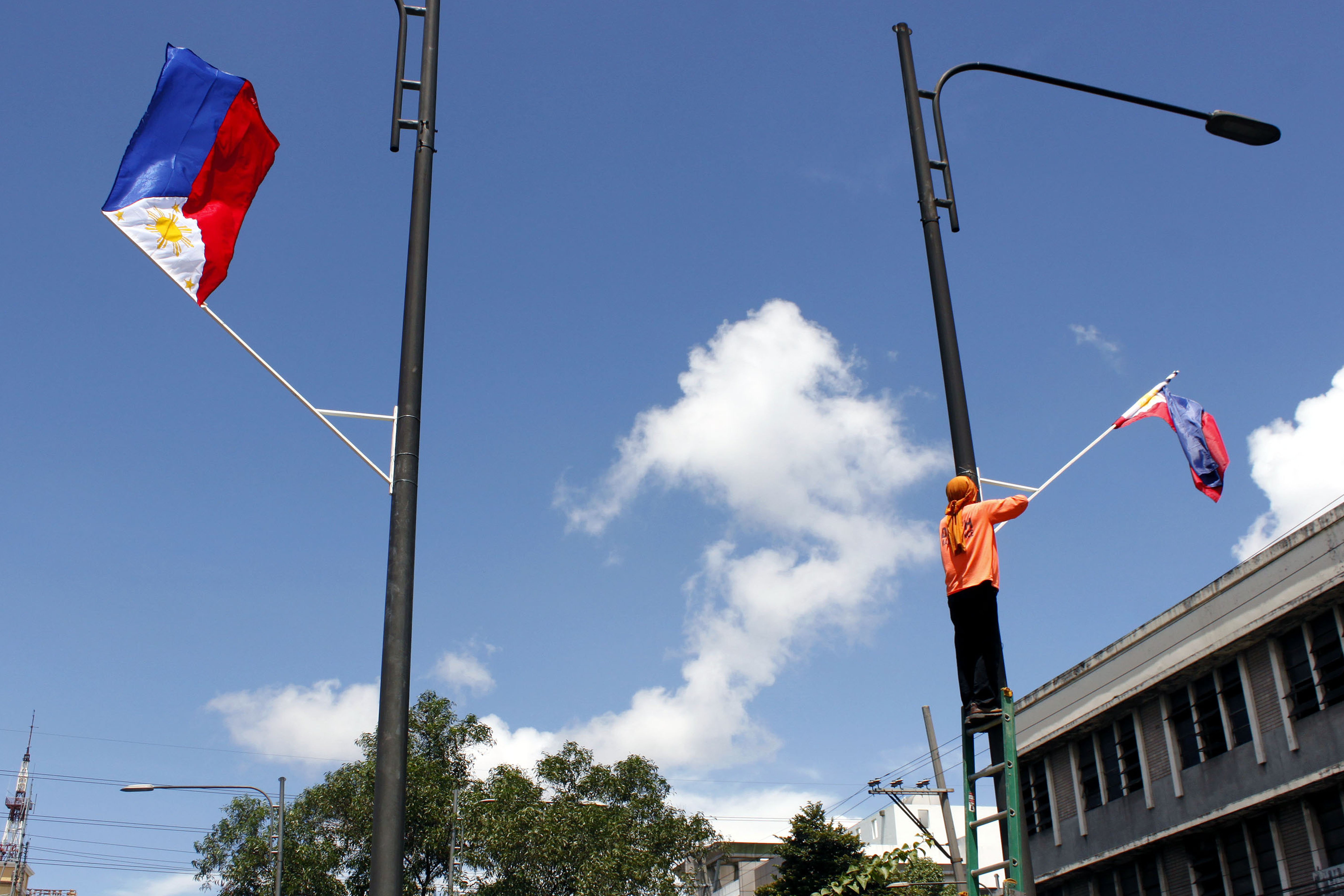 10 DAYS TO GO. Preparations are underway for the celebration of Philippine independence day.