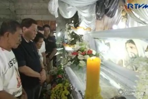 Duterte condoles with Demafelis family