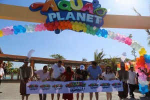 World-class water theme park now open in Clark