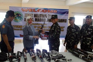 Maguindanao town yields loose firearms