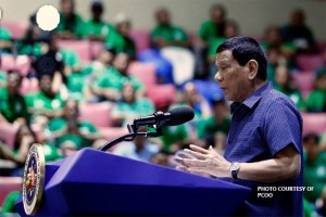 Duterte orders crackdown on ‘colorum’ PUVs